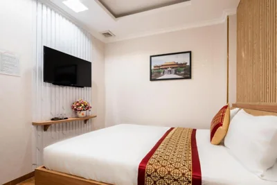 Camera Standard Doppia — Luna Saigon Hotel - Bui Vien Walking Street